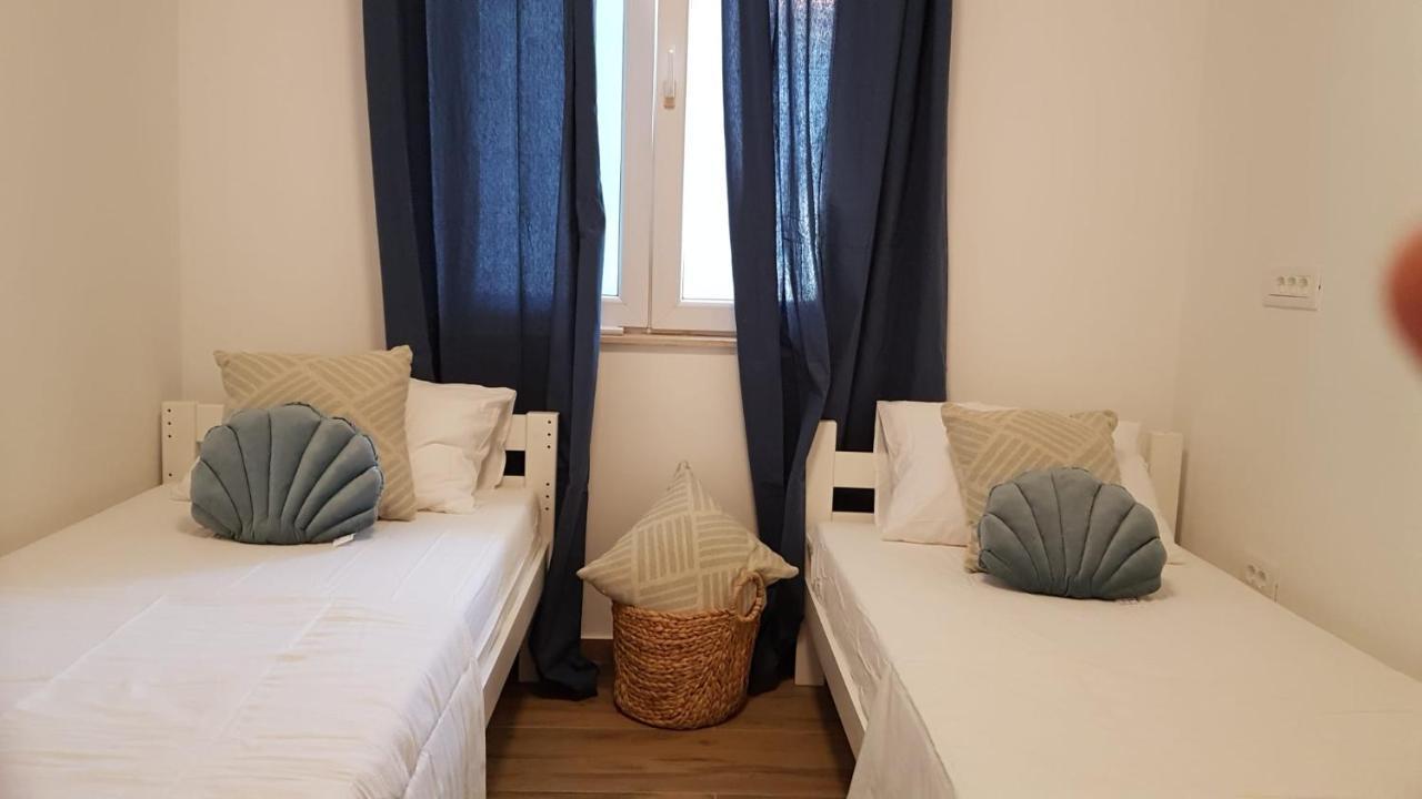 Pina Tourist Apartments Водице Экстерьер фото