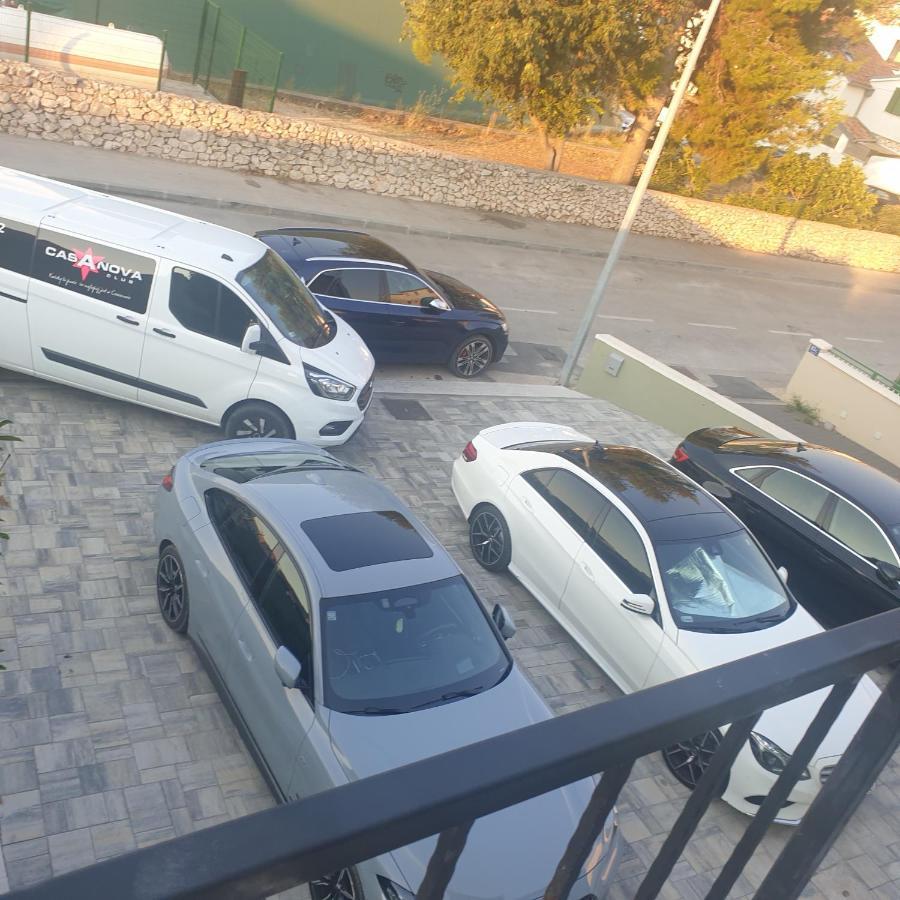 Pina Tourist Apartments Водице Экстерьер фото